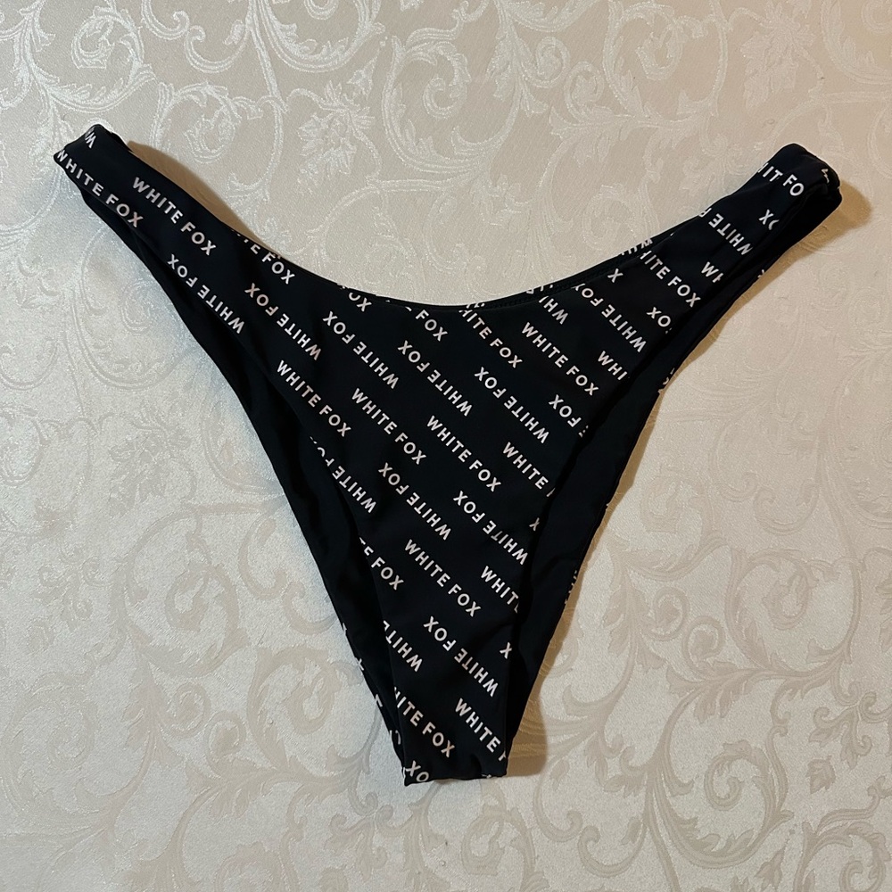 White Fox Boutique Black Logo Bikini Bottoms - XL - Picture 2 of 5